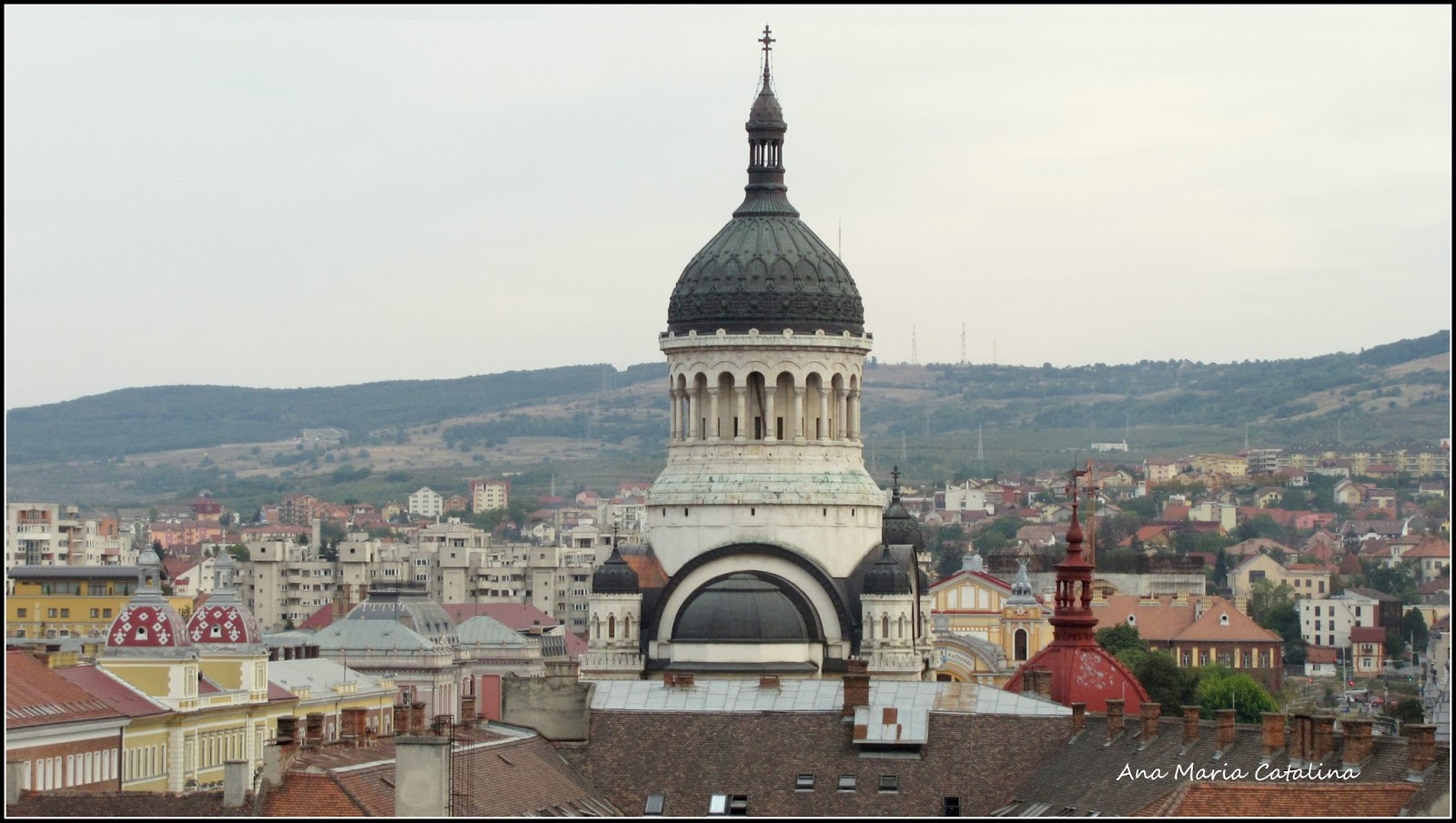 Lumea văzută din Turda ClujNapoca din Piata Mihai Viteazul vederi