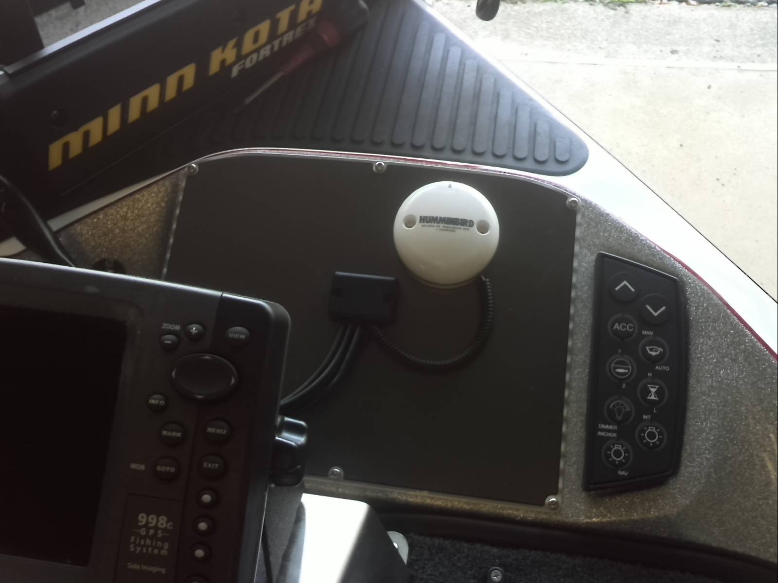 当社の ハミンバード ヘディングセンサー GPSアンテナ単体 HUMMINBIRD