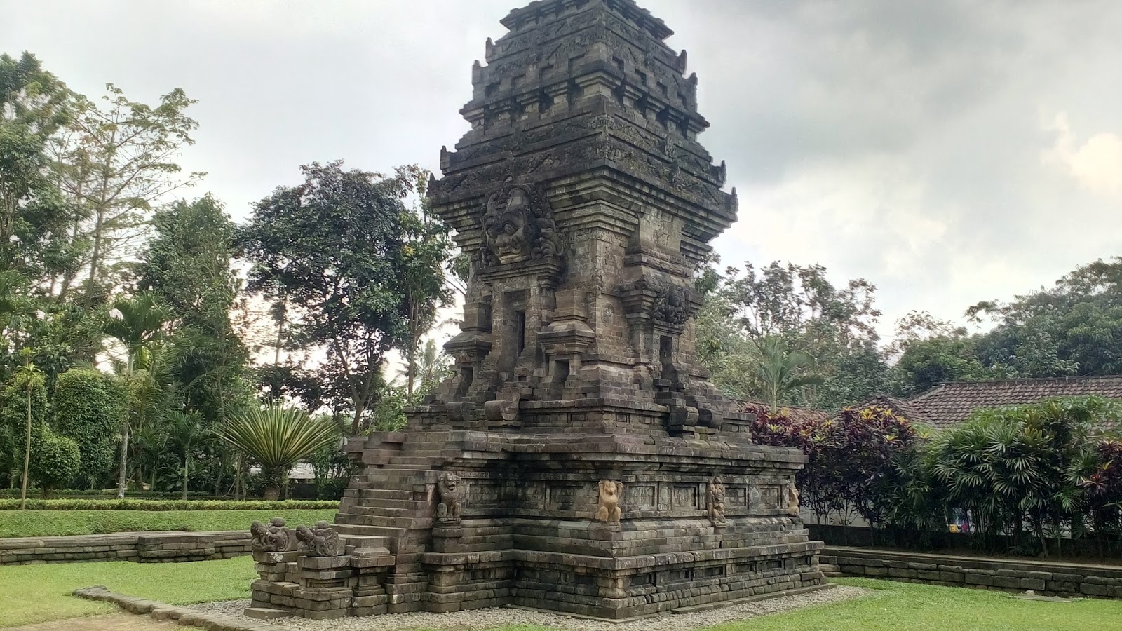 Candi Kidal | Sebuah Catatan Petualangan