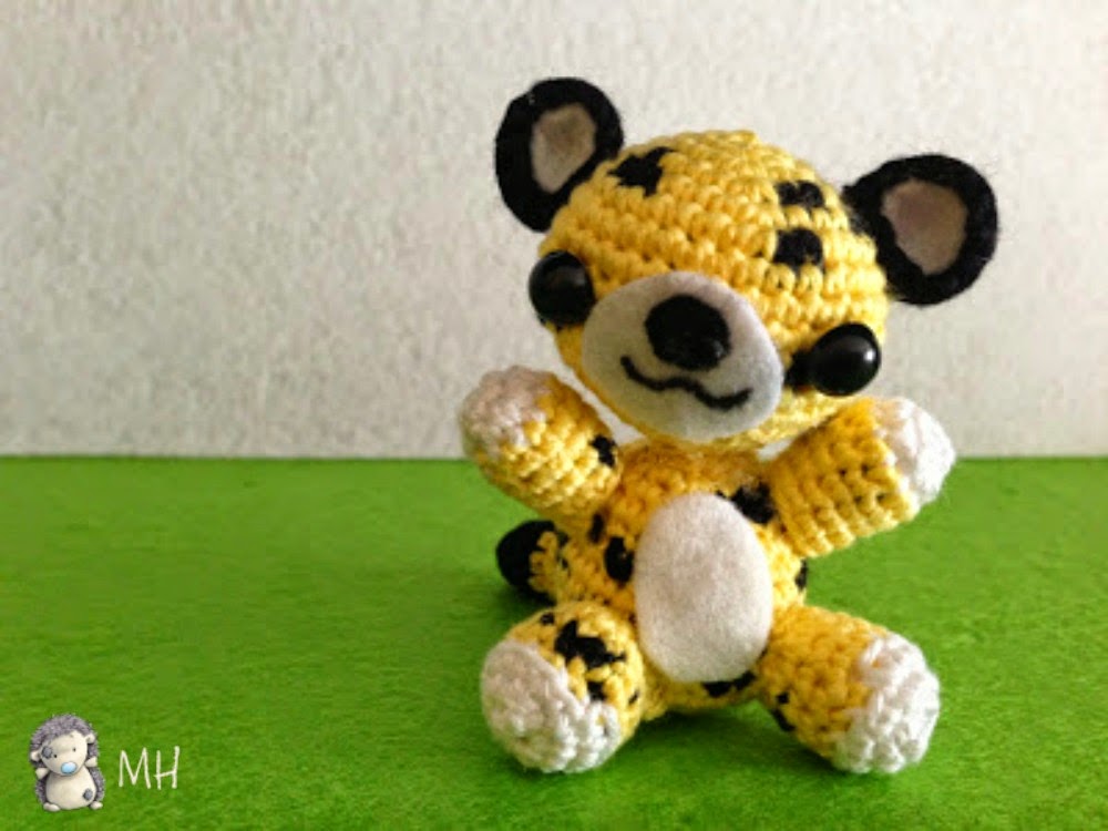 leopardo amigurumi