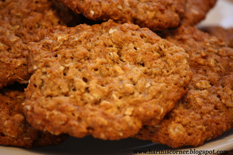 Chewy Banana Oatmeal Cookies Eggless