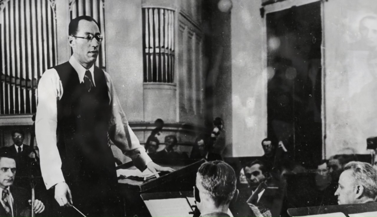 Дирижер 7 симфонии шостаковича. Карл ильич элиасберг дирижер оркестра радиокомитета. Карл ильич элиасберг. Карл элиасберг 7 симфония шостаковича. Карл ильич элиасберг.