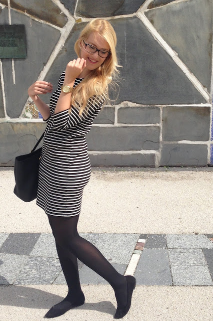 TheBlondeLion Look Thoughts Striped Dress Business Look http://www.theblondelion.com/2015/06/look-thoughts-striped-dress-business-look.html