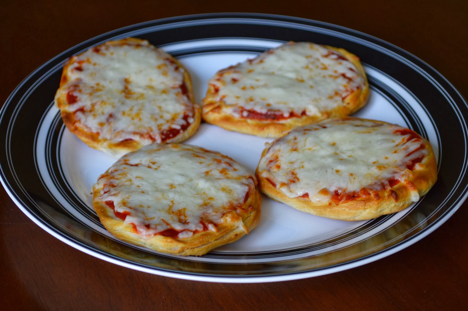 One Day At A Time From My Kitchen To Yours Easy Biscuit Pizzas