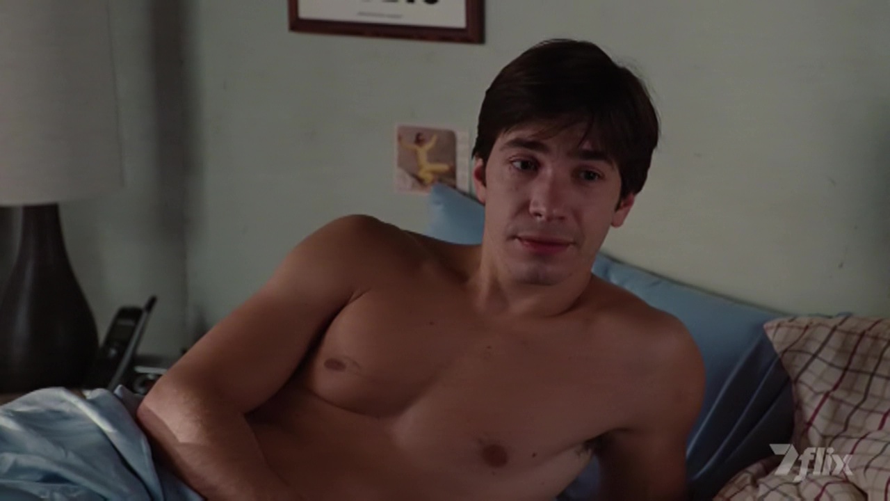 Justin Long nude in Going The Distance.