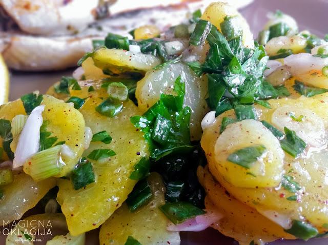Pikantna krompir salata recept Magična Oklagija