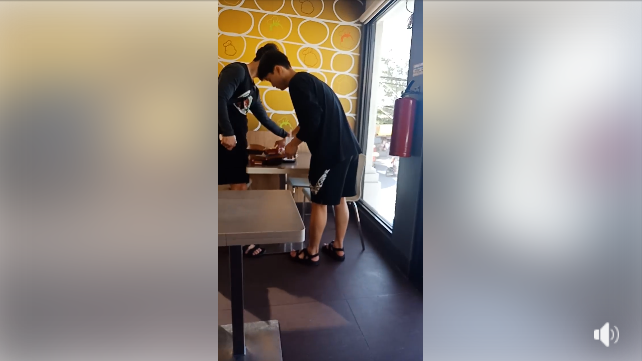 Koreans go viral for admirable CLAYGO actions at fastfood outlet in PH