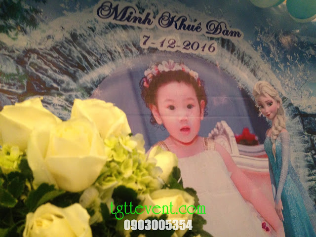 Trang trí thôi nôi bé gái- công chúa Elsa Trang trí thôi nôi bé gái- công chúa Elsa