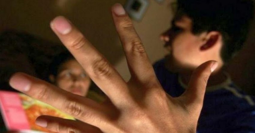 NOMBRE DEL AÑO 2018: Denominación sería «Año de la igualdad y la no violencia contra las mujeres» a propuesta de la Defensoría del Pueblo NOMBRE DEL AÑO 2018: Denominación sería «Año de la igualdad y la no violencia contra las mujeres» a propuesta de la Defensoría del Pueblo