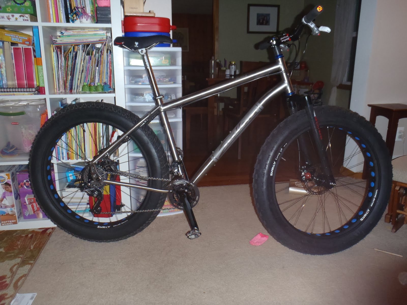 2011 salsa mukluk