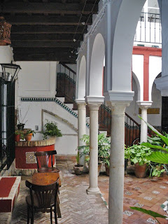 Patio en calle Pimienta de Sevilla