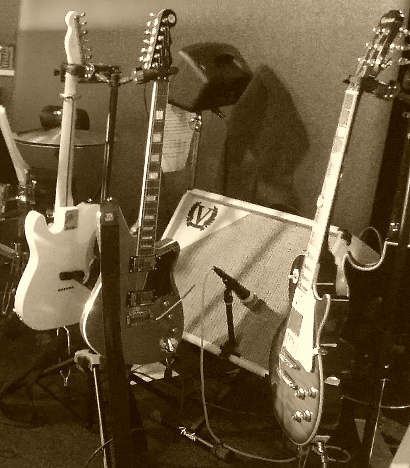 Victory V40 Deluxe Week 2 Post Gig.