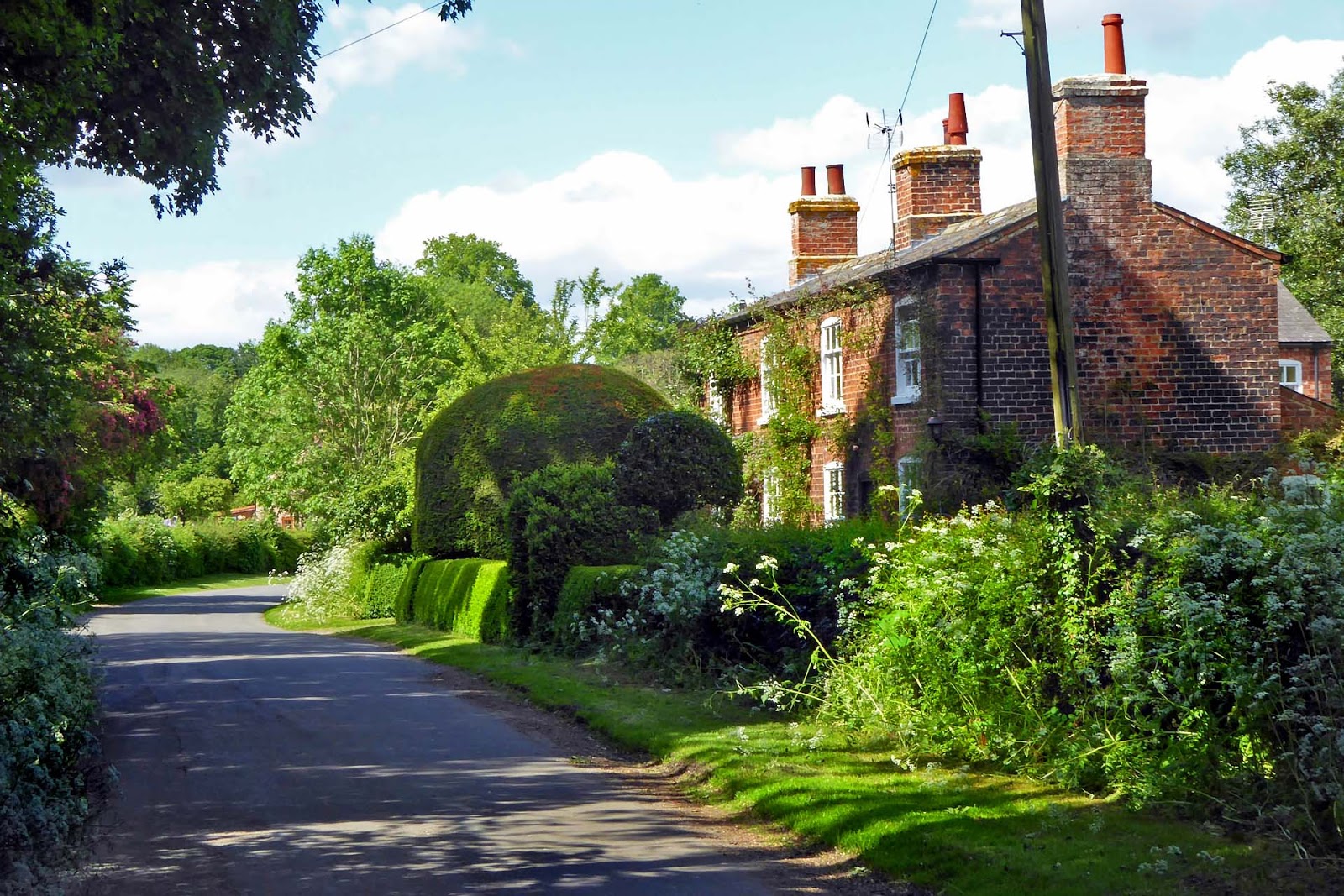 Lincolnshire Cam Wold Newton, (1 of 3).