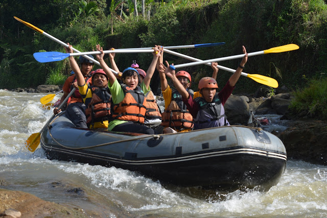 Rafting di Bogor