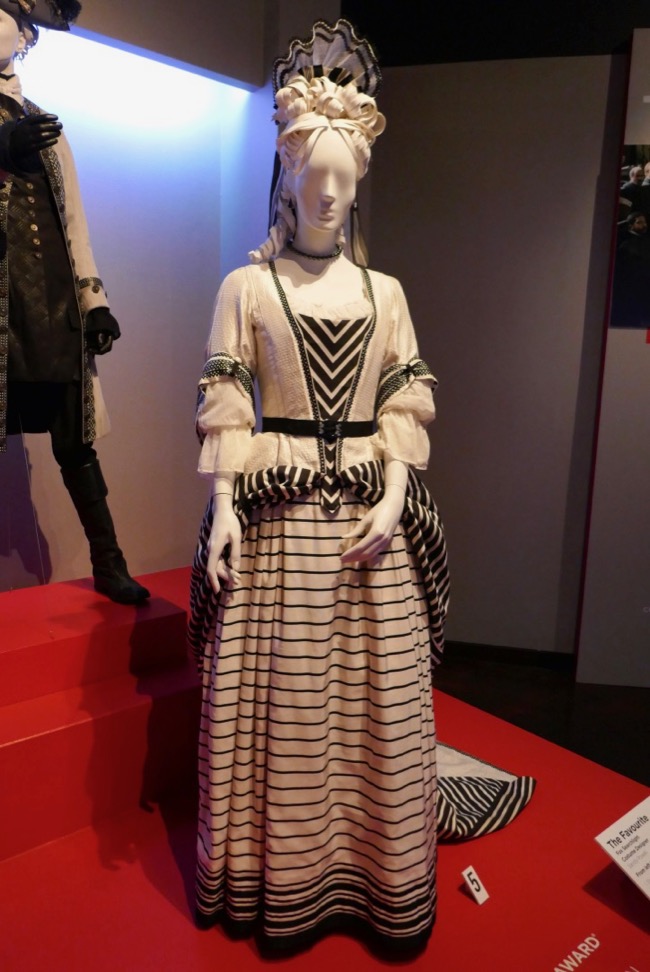 Hollywood Movie Costumes and Props: Oscar-nominated movie costumes from