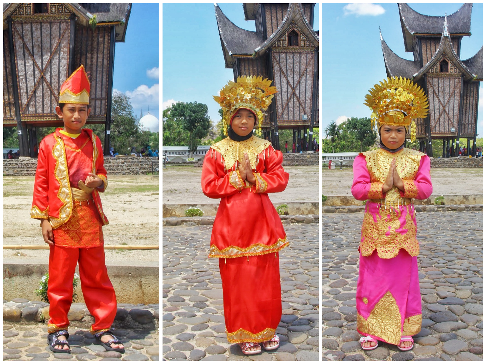 Kanak-kanak Bergaya Dengan Pakaian Tradisional Melayu Minang Di Istana Pagar Ruyong