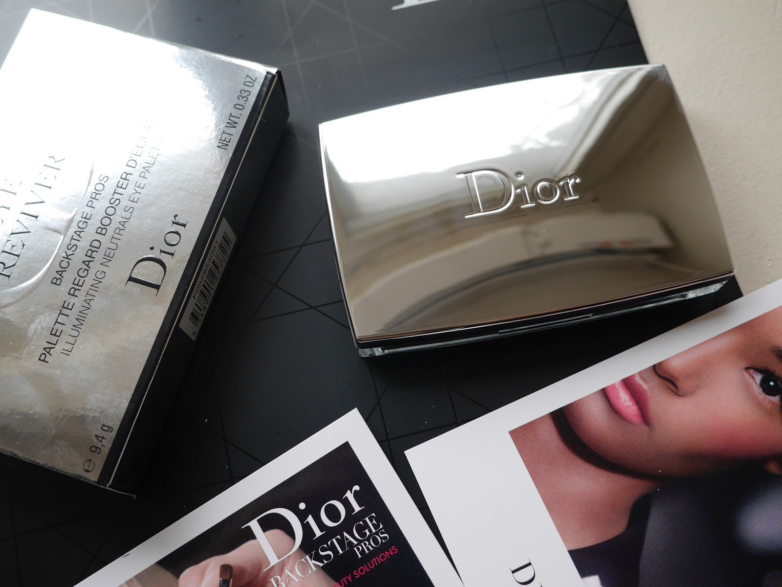 review swatch Dior Eye Reviver Illuminating Neutrals nude eyeshadow palette