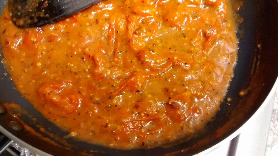 Avani's Kitchen Tomato Dipping Sauce
