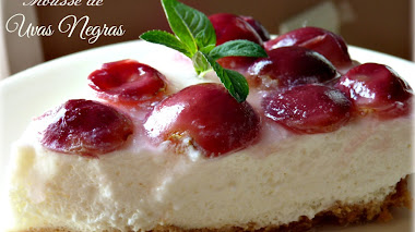 Tarta Mousse de Uvas Negras