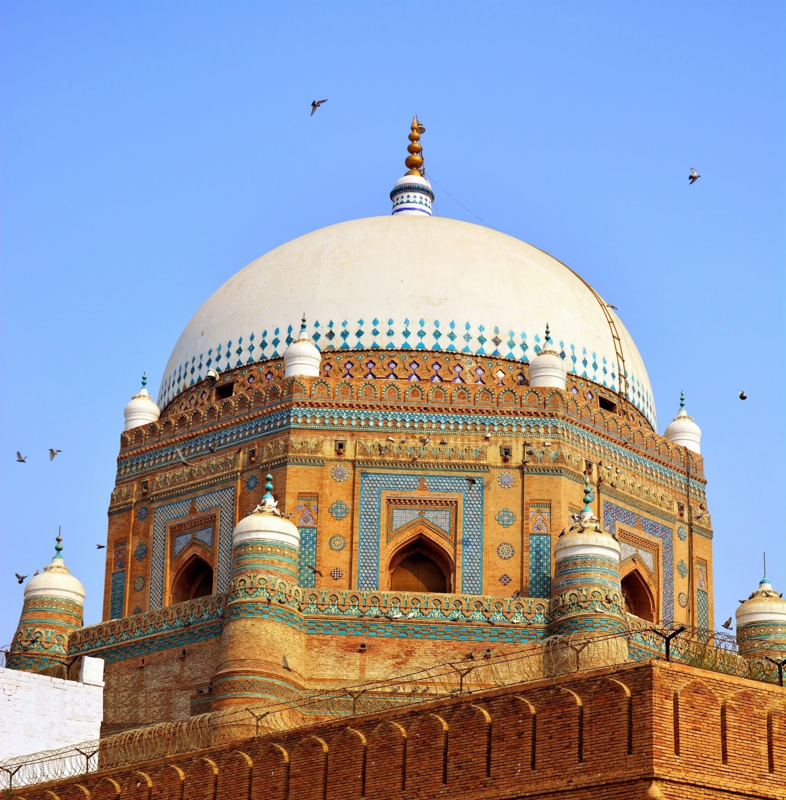 Pakistan  Shrine of Shah Rukne Alam Multan