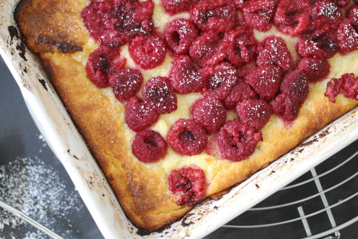 HOME OF HAPPY: FLAUMIGER GRIESSAUFLAUF MIT HIMBEEREN