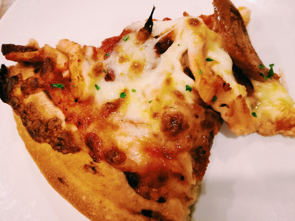 Farhana Jafri Meat Mania Pizza Hut, Kota Damansara