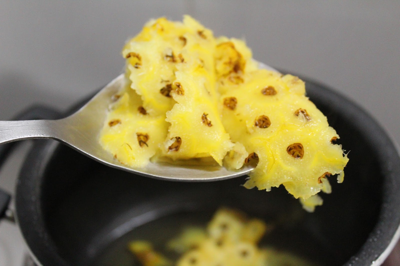 2 INGREDIENT PINEAPPLE SCRAP JAM