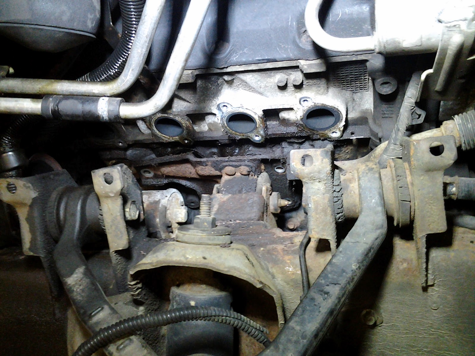 Ford expedition exhaust manifold leak #4
