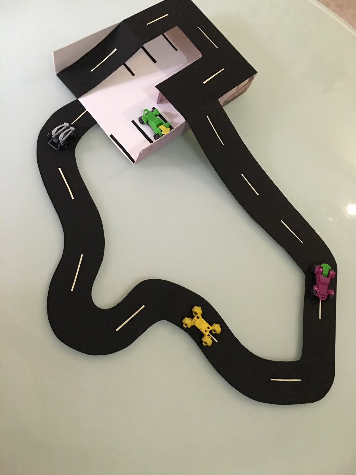 Live a liFe.. DIY Cardboard parking garage and roads