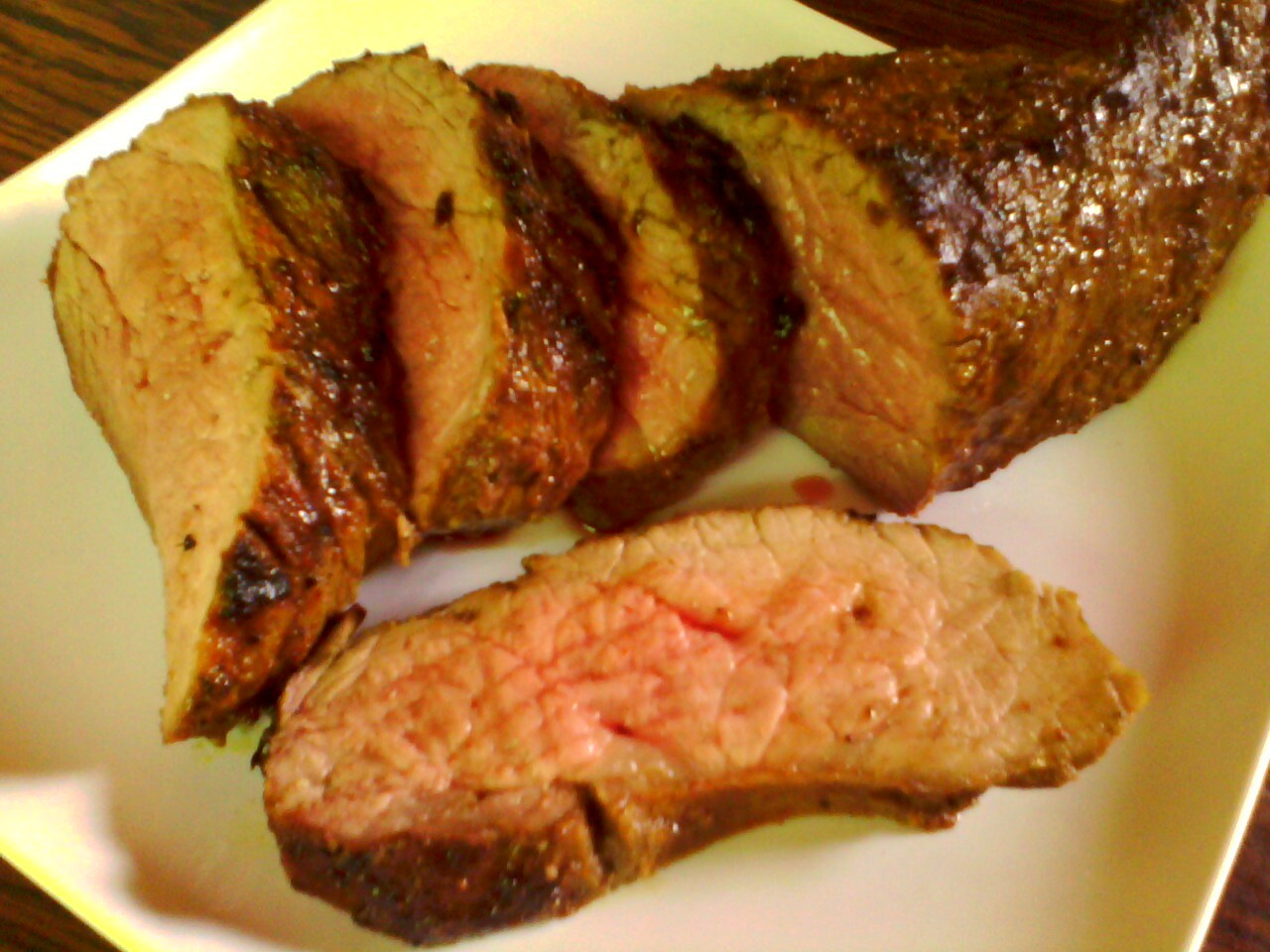 Mi cocina Pollo de res (punta de ganso) asado con cúrcuma