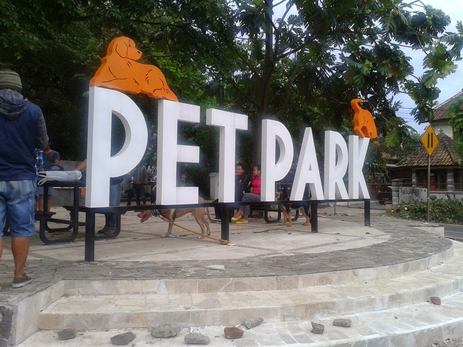 Dog Walking at Pet Park Bandung - Smells Like Coffee