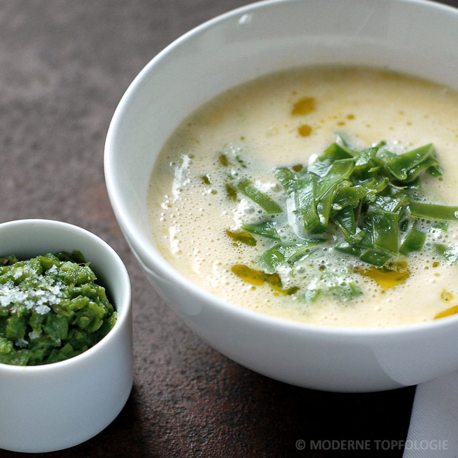 Kohlrabisuppe mit Schampus und Zuckerschoten-Pesto - Moderne Topfologie ...