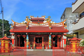 kelenteng ban hing kiong manado sulawesi utara
