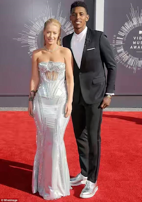 1a1 Nick Young's baby nama says she doesn't feel guilty and has tried to 'reach out' to Iggy Azalea