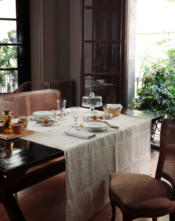 silla y banco de rejilla