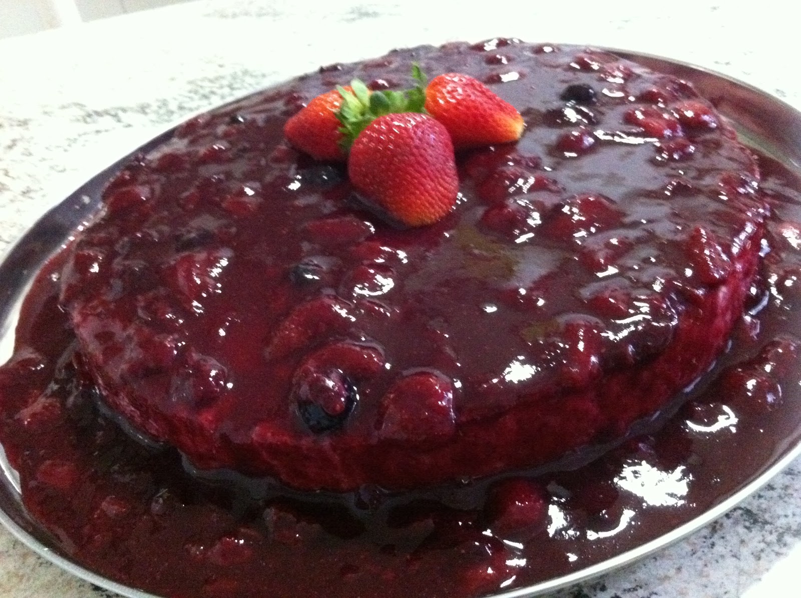 >Receita de diva 1 Cheesecake com Calda de Frutas Vermelhas OdontoDivas