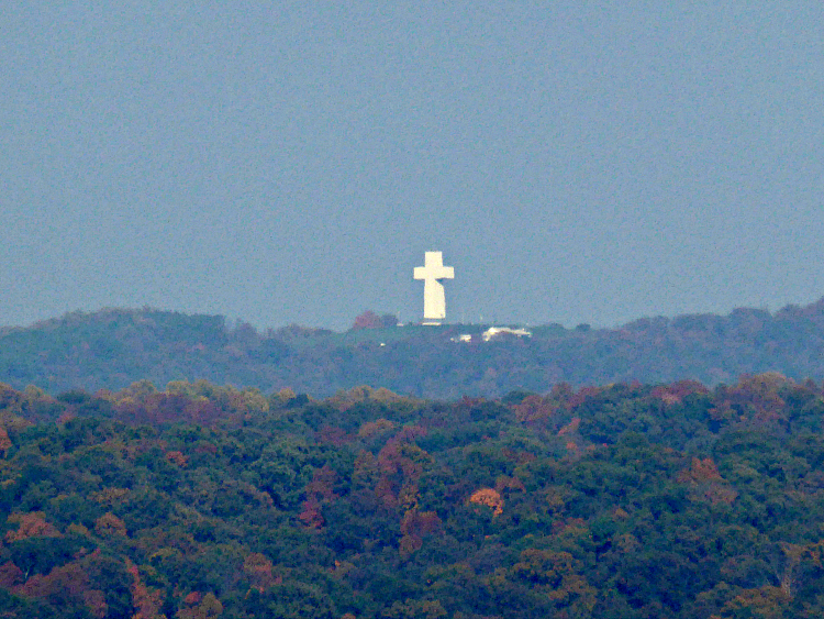 The Missouri Mom 6 places in Cape Girardeau, Missouri to Photograph