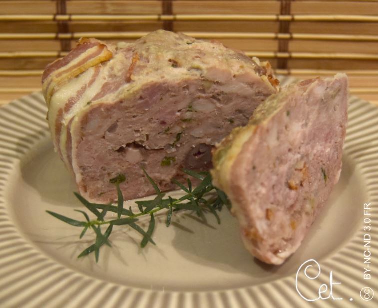 Cet. Tout un Art ! La terrine de lapin et porc...