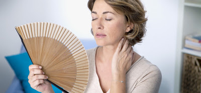 El cambio horario puede acuciar algunos síntomas de la menopausia