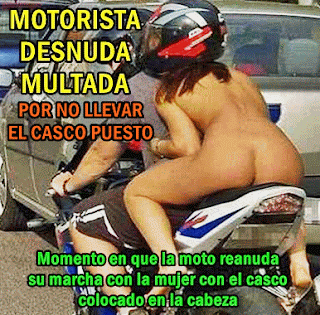 mujer-motorista-desnuda-multada