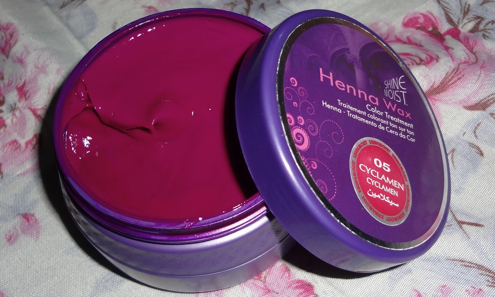 Pink Unnie Shine Moist Henna Wax in Cyclamen