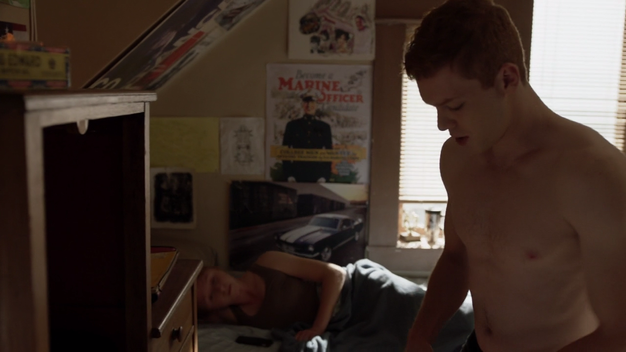 Jeremy Allen White & Cameron Monaghan on Shameless (2017) DC