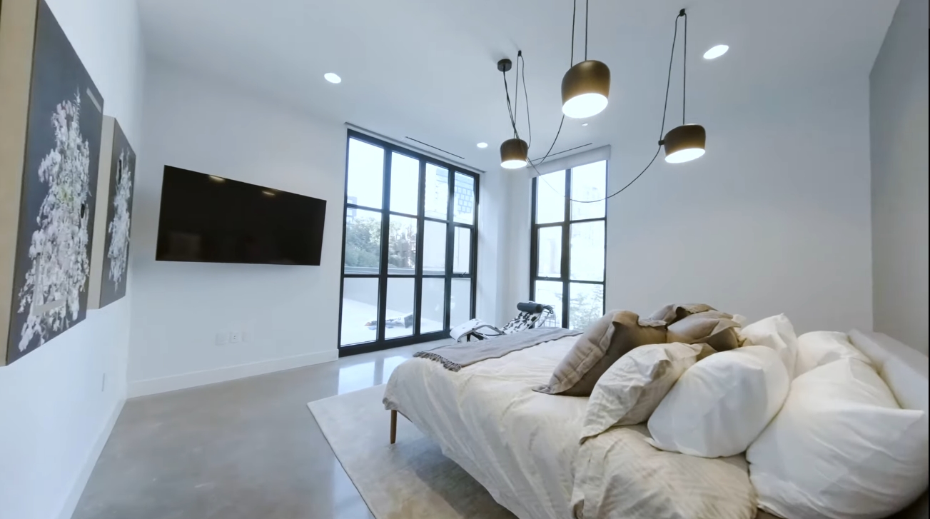 Luxury Condo Interior Design Tour vs. 900 W Washington Blvd #202 Chicago, IL 60607