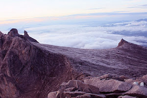 Kinabalu: 30 km / 2200md+