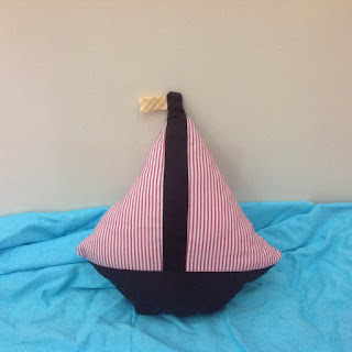 sailboat pillow tutorial and pattern