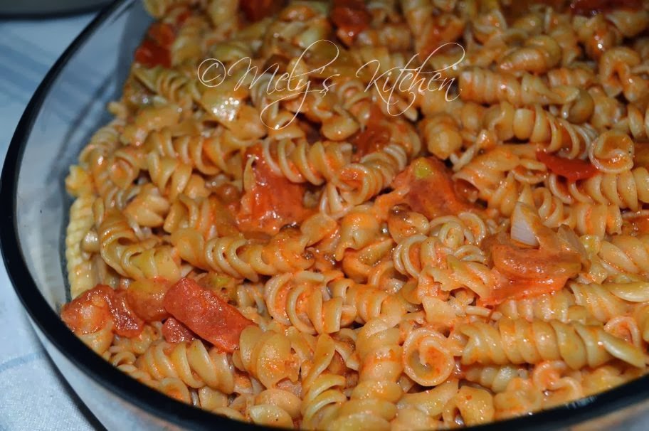 Fusilli with Tomato Sauce Mely's kitchen