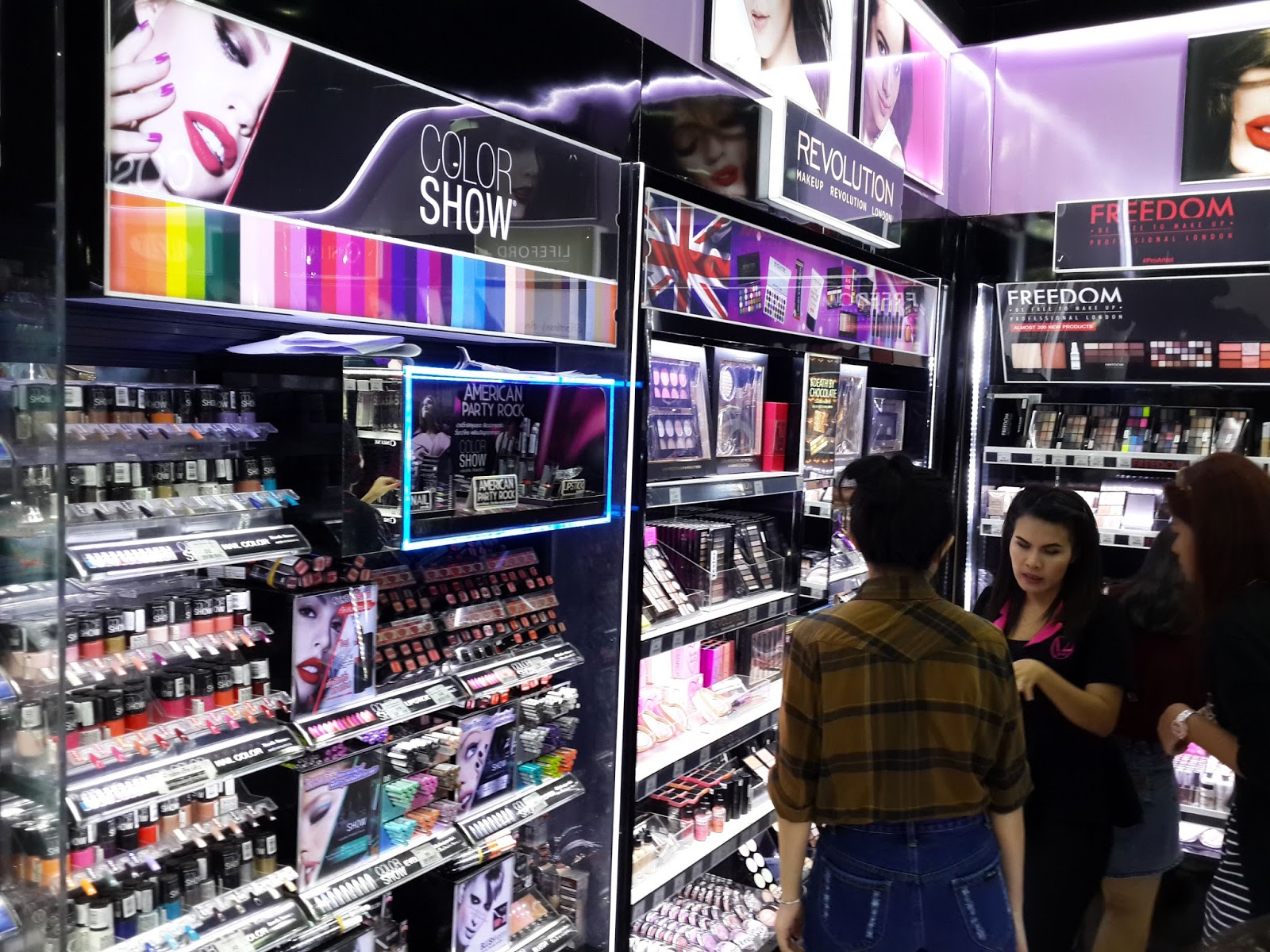 Makeup Shopping in Bangkok — Nay, Honey