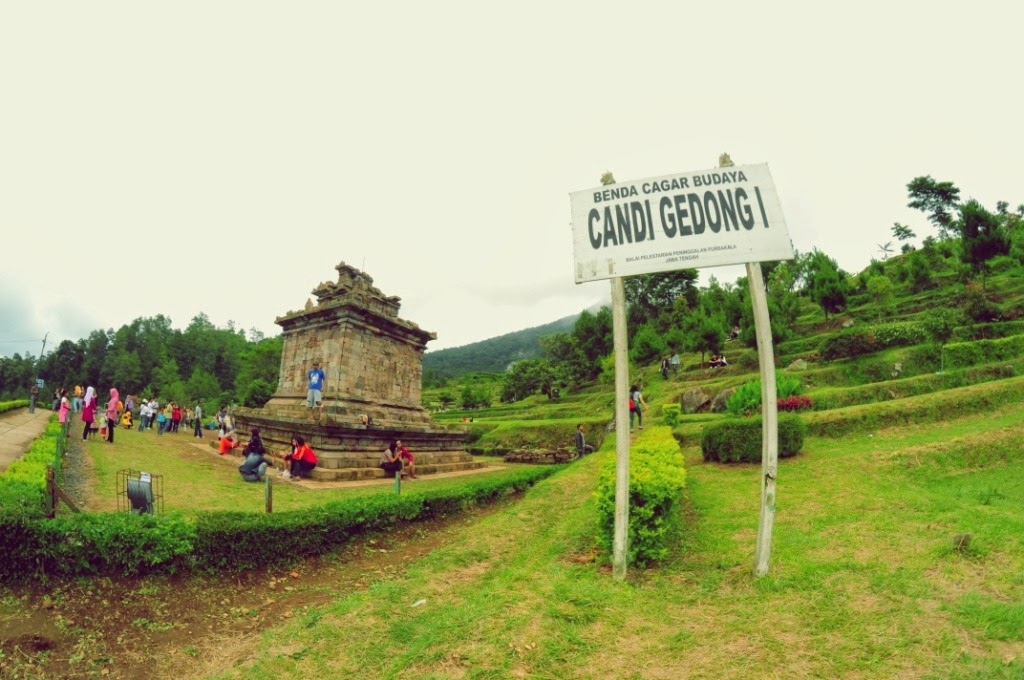 Candi Gedong Songo Ungaran