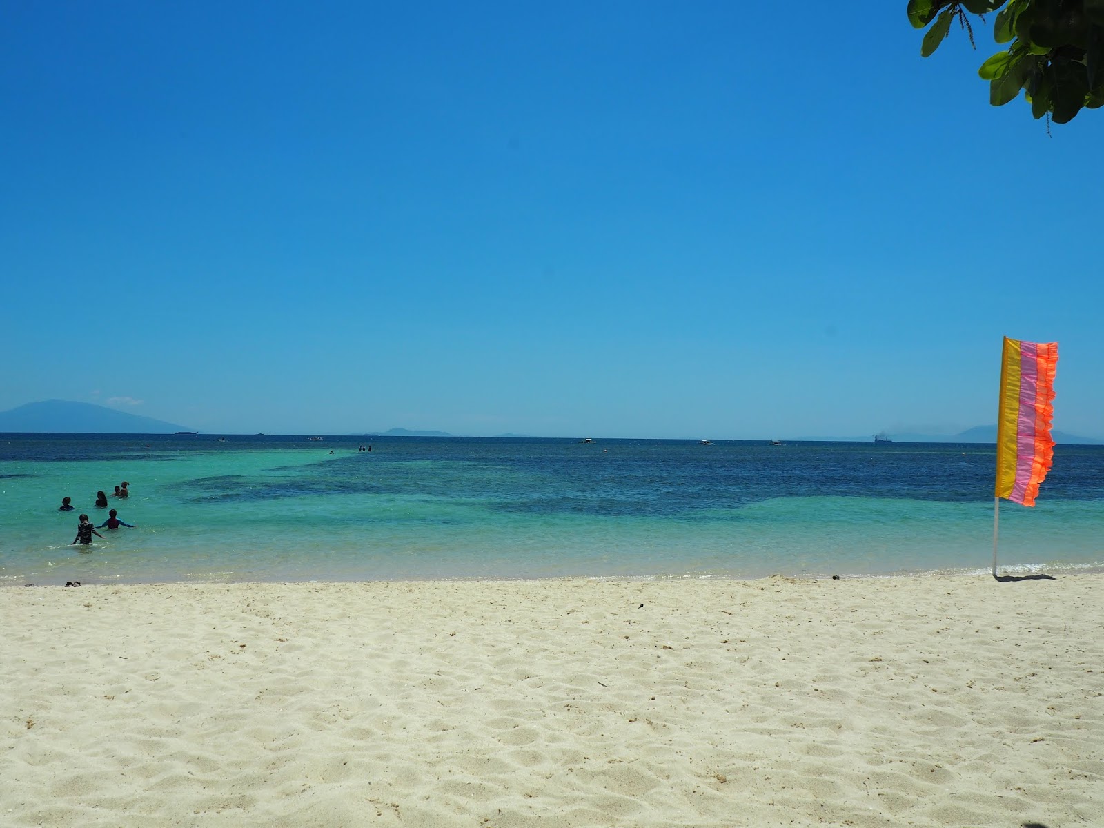 VinaTraveler's Blog Amazing Day Trip at STILTS Calatagan Beach Resort!