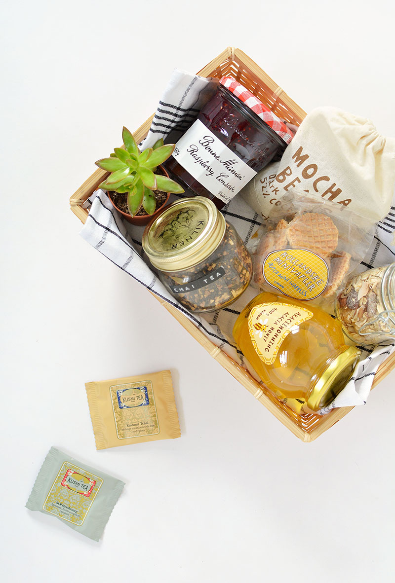 DIY breakfast in a box gift idea BURKATRON